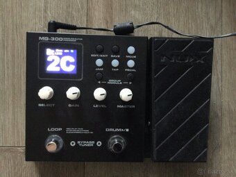 Predam gitarovy multiefekt NUX MG-300 - 2