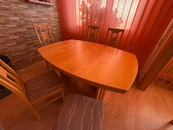 Rozkladaci jedalensky stol so stolickami - 2