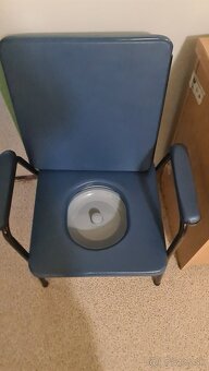 Toaletná stolička - 2