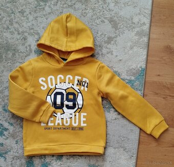 Chlapčenská mikina - 2