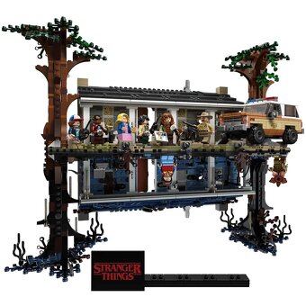 Stranger Things Upside Down 75810 + 11370 creel house - 2