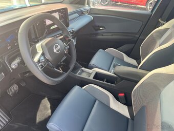 Nissan Micra 54 kWh - 150 HP EVOLVE - 2