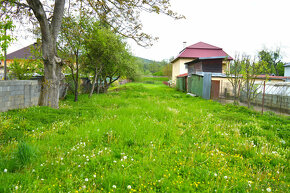 Na predaj stavebný pozemok v intraviláne obce Kochanovce - 2
