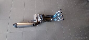 vyfuk Akrap na BMW 1000 RR - 2