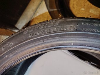 Predám Pneu Falken 215/40R18 leto - 2