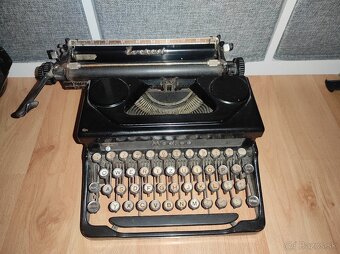 Písací stroj Everest Mod 90 - 2