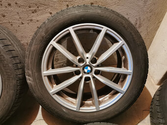 BMW 3 (G20) - originál 17" alu disky s letnými pneu DOT 22 - 2