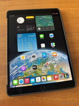 Predám iPad Air 3. generácie (2019) Space Grey, 64GB, WiFi - 2