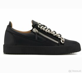 GIUSEPPE ZANOTTI FRANKIE CHAIN velkost 42.5/27.5cm - 2