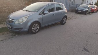 Opel corsa.1.2 16 v - 2