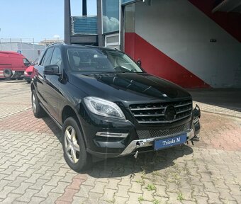 Mercedes-Benz ML350CDI 4x4 SK ŠPZ, havarované - 2