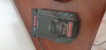 Predám akú Bosch GSR 14,4 V-EC - 2