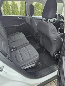 Ford Kuga 1.5 TDCi EcoBlue 120k Titanium - 2