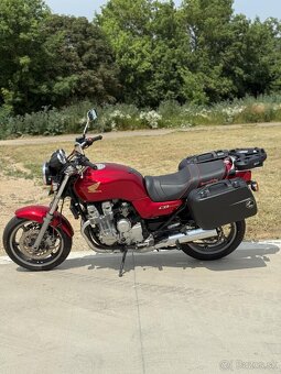 Honda CB 750 RC42 Seven Fifty - 2