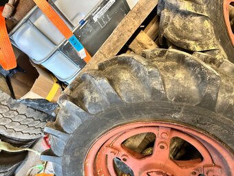 Kolesá Zetor 25 N/A - 2