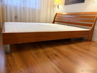 Predám manželskú posteľ - 2