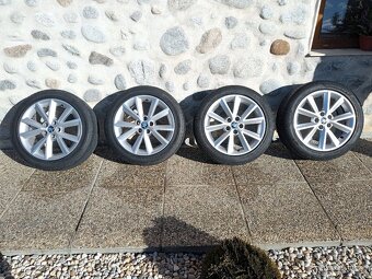 Originál disky 7J x 16 + pneumatiky 215/45 R16 2023 - 2