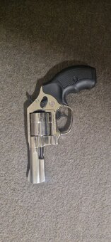 Plynova pistol - 2