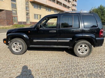 Jeep cherokee kj liberty - 2
