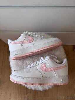 Nike Air Force 1 Low Valentine’s Day - 2