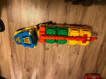 Hračka autíčko🚗🚀 - 2