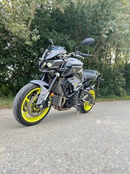 Yamaha MT10 160koni - 2
