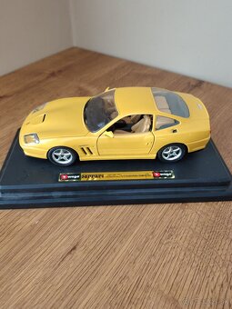 Bburago FERRARI 55O MARANELLO 1/24 - 2