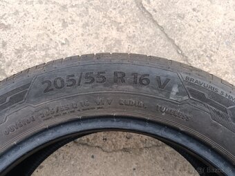 Predam pneu letne 205/55r16 Barum - 2