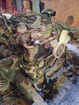 Nissan navara 2.5 dci motor. - 2