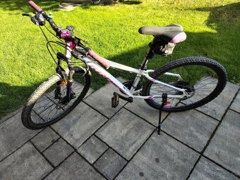 Predám dievčenský bicykel 26 - 2