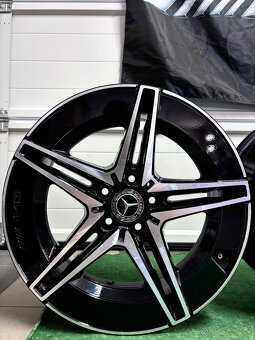Mercedes AMG C W206 R18 original - 2