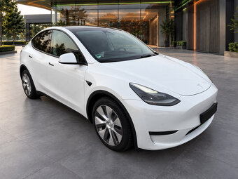 Tesla Model Y 2022 - 2