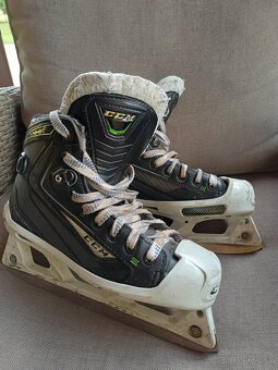 Hokejové korčule CCM Ribcor 44K - 2