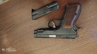 ČZ 75 kompakt - 2