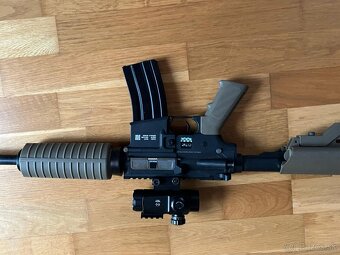 Airsoftova zbraň M4a1 - specna arms - 2