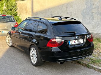 Predám na náhradné diely BMW 320d touring - 2