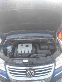 Volkswagen Touran 2.0 TDI - 2