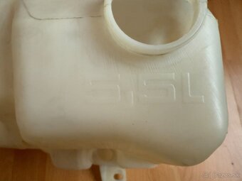 Nádržka ostrekovačov 2 Golf IV - 2