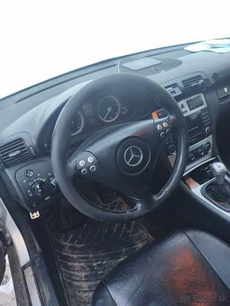 Predám Mercedes C - 2