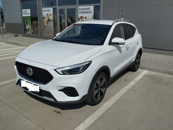 MG ZS ESSENTIAL PLUS , rok 2025 ,  1400 km - 2
