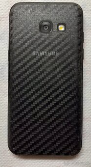 Samsung Galaxy A3 2017 Dual SIM - 2