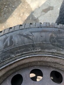 Bridgestone 195/65 r15 - 2