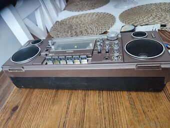 Retro kazetove radio - 2
