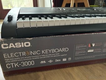 Casio CTK-3000 - 2