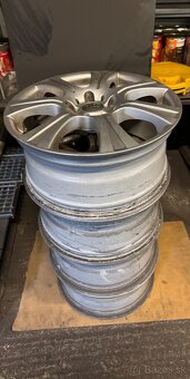 Elektróny 17” Audi - 2