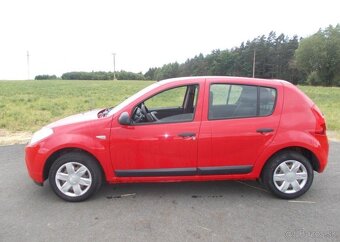 Dacia Sandero 1,2 benzín manuál 55 kw - 2