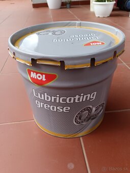 Predám mazací tuk - 2