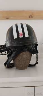Retro helma - 2
