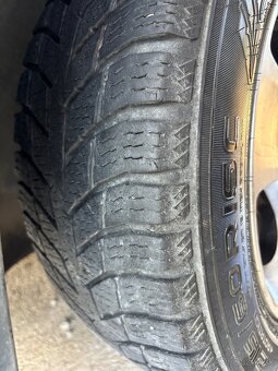 215/60 R16 C - 2
