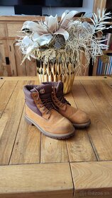 Kožené timberland vel.33 - 2